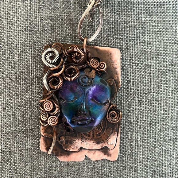 One of a kind goddess copper necklace - Picture 3 of 6